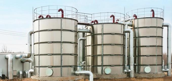 Stainless steel chemical tanks
