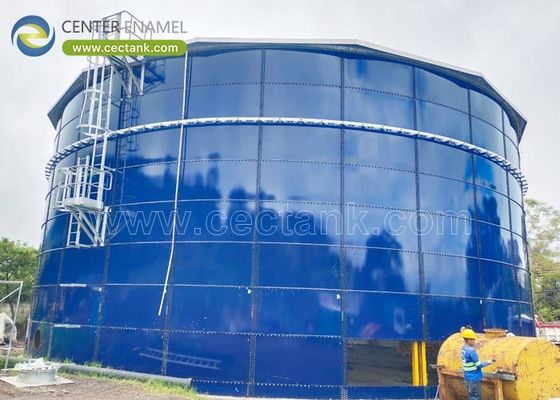 Een met glas gesmolten en met staal samengestelde slibbewaarinrichting voor een afvalwaterzuiveringsinstallatie: een duurzame en betrouwbare oplossing voor slibbeheer