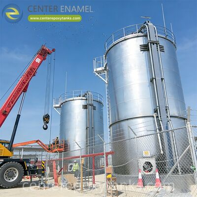 Intern drijvend dak voor ruwe olieopslagtanks: effectief onderdrukt dampvrijstelling van vluchtige ruwe olie mengsels