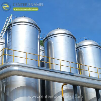 Buitenste drijvend dak voor dubbele olieopslagbank: werkt in tandem met secundaire afsluiting om het hoogste niveau van lek- en dampbescherming te bieden