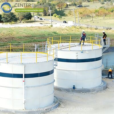 Buitenste drijvend dak voor verticale olieopslagtanks: speciaal ontworpen om soepel te bewegen met het vloeistofniveau in verticale structuren, waardoor de lucht-vloeistof-interface wordt geminimaliseerd