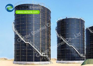 Biogasopslagtenker met een enkel- en dubbel membraan